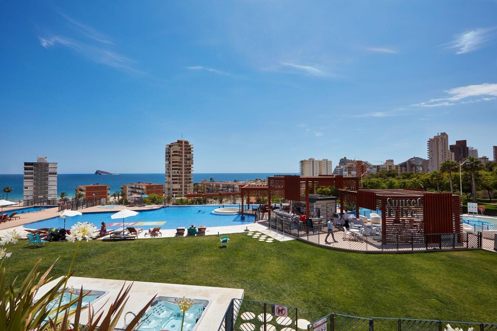 Amazing Apartment In Benidorm - Sunset Екстериор снимка